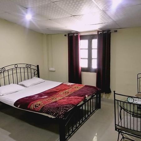 Hotel Gulmarg 穆索里 外观 照片