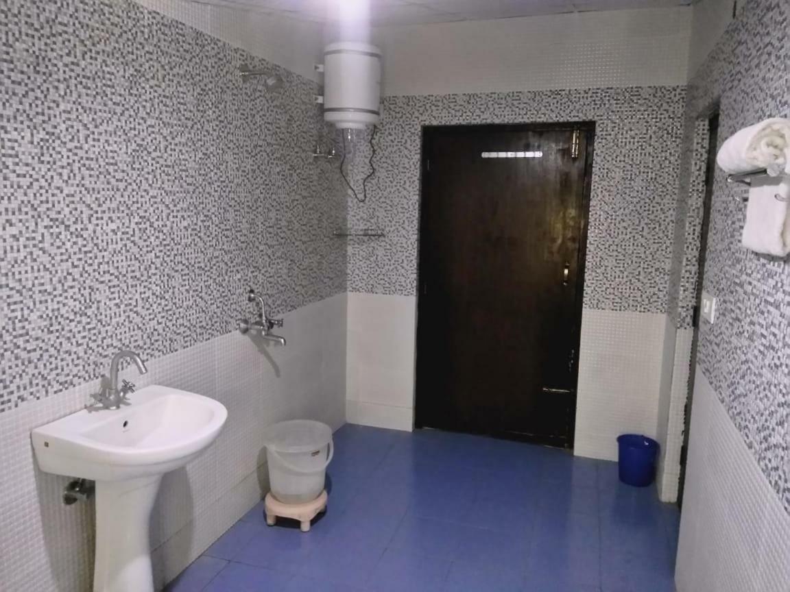 Hotel Gulmarg 穆索里 外观 照片