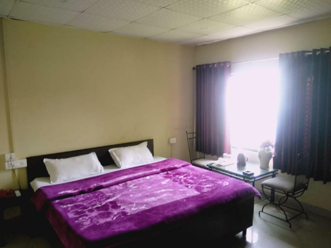 Hotel Gulmarg 穆索里 外观 照片