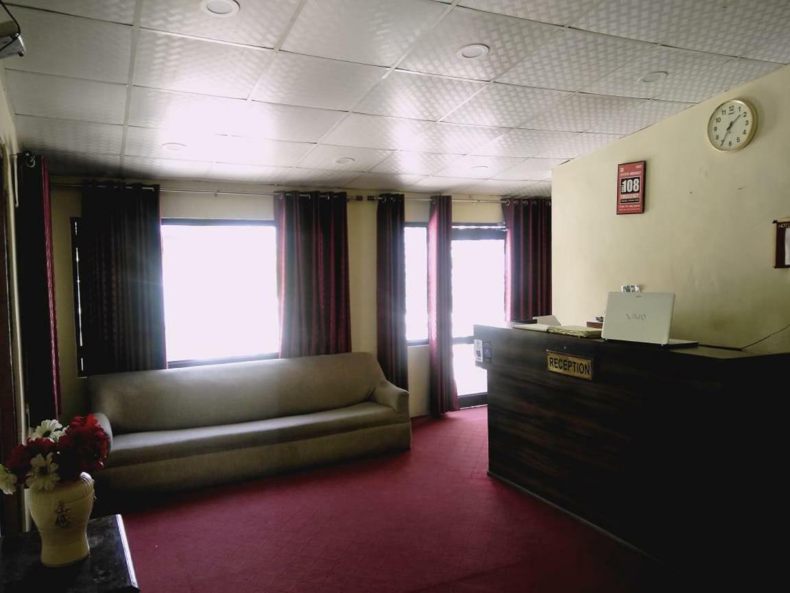 Hotel Gulmarg 穆索里 外观 照片